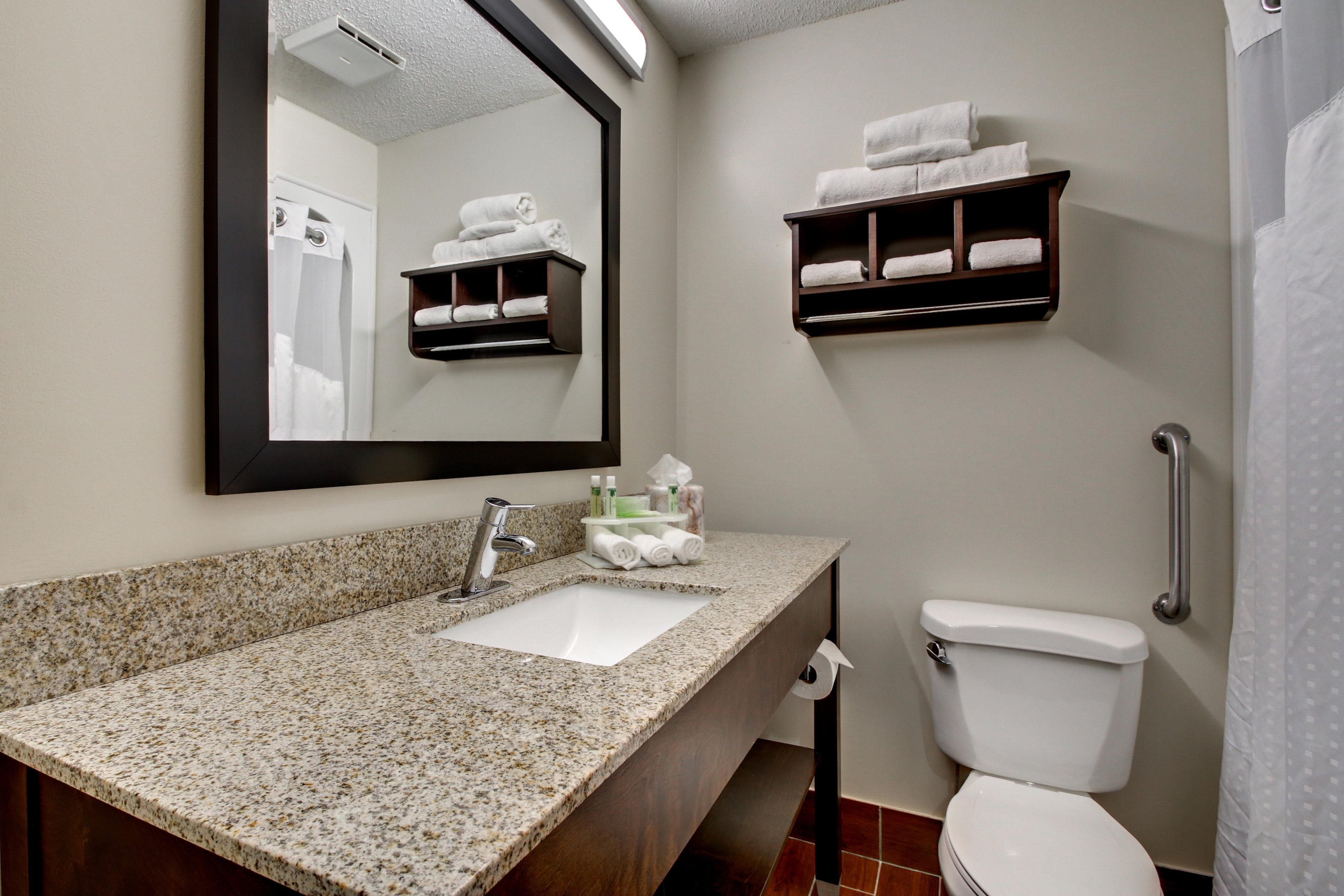 Holiday Inn Express Marshfield - Springfield Area By Ihg Exterior foto